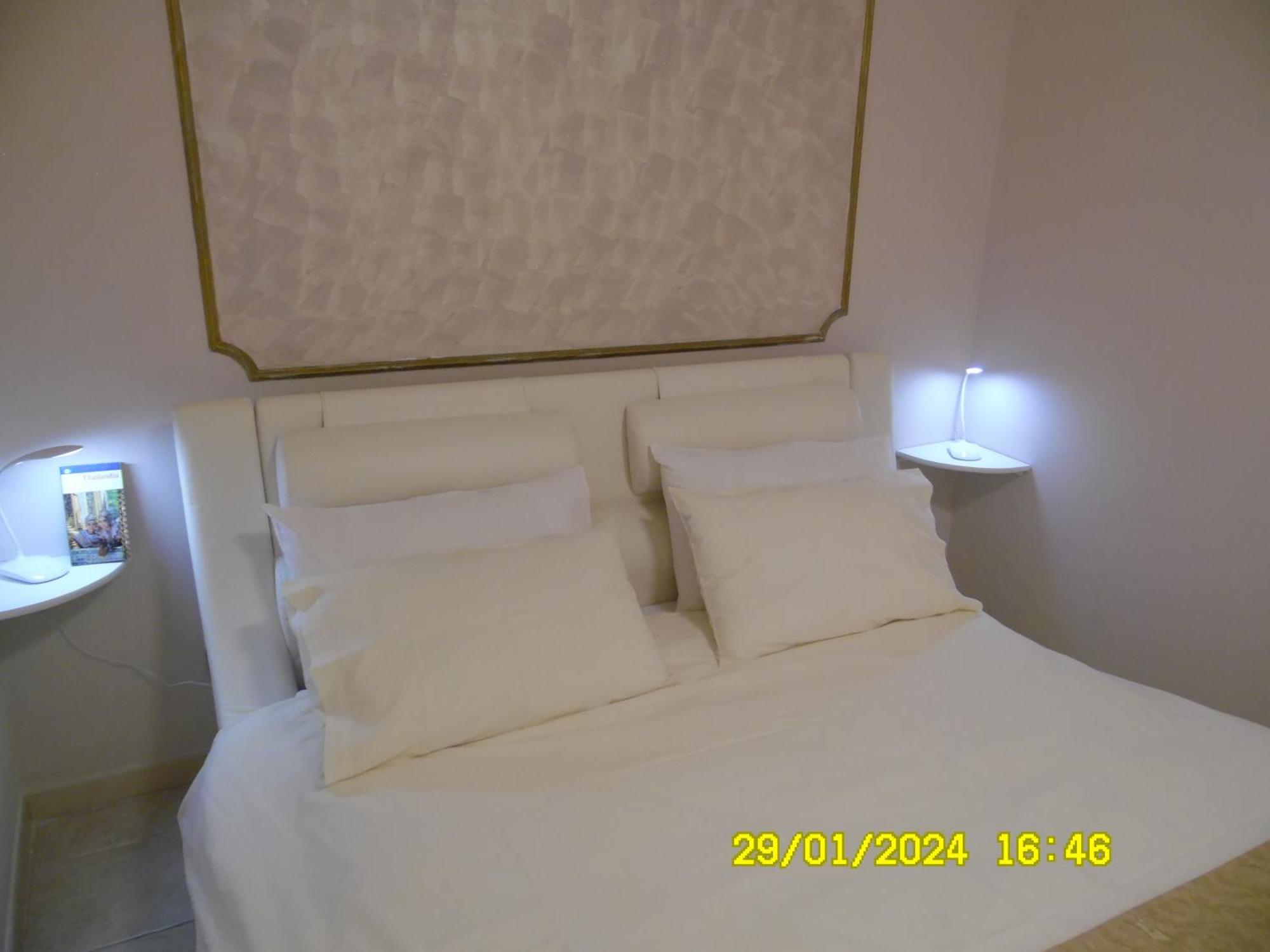 La Casa Di Giuditta - B&B Casa Vacanze - Ramacca Eksteriør billede
